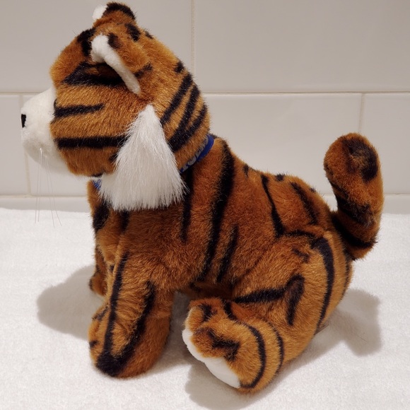 CARLTON CARDS Plush Stuffed Tiger - Picture 2 of 5